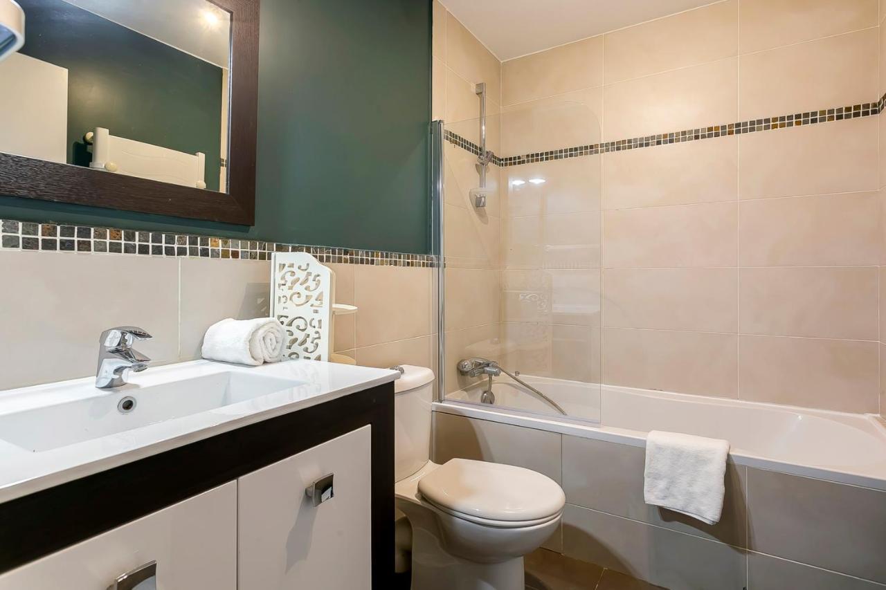 Hamac Suites - City Suites Jungle 1 Tassin-la-Demi-Lune Bagian luar foto